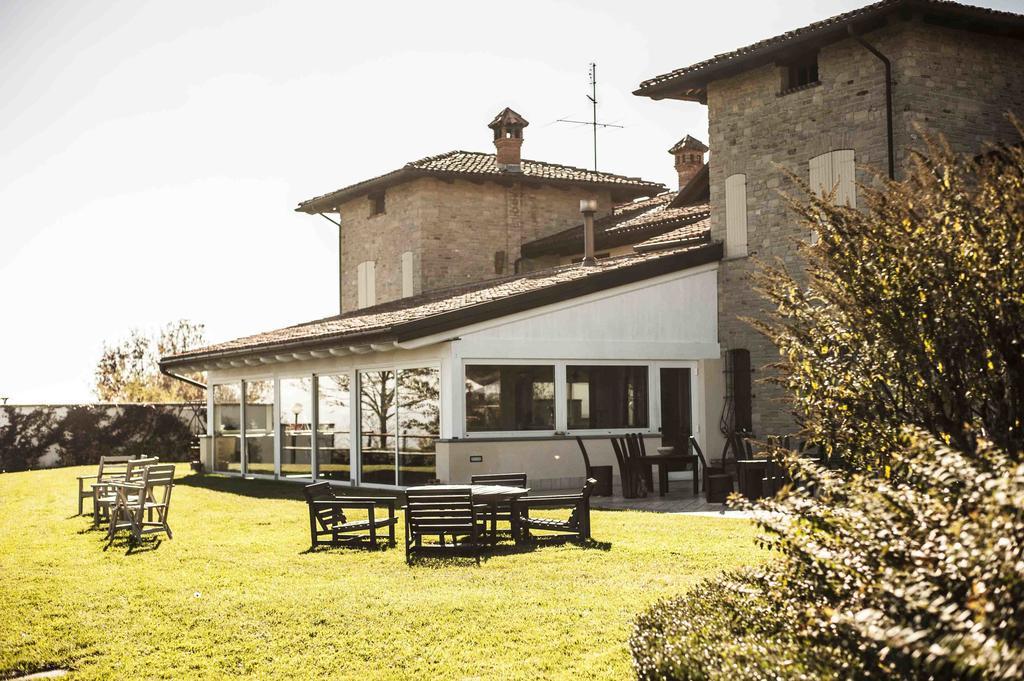 Azienda Agrituristica Alcastle Montabone Bagian luar foto