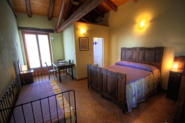 Azienda Agrituristica Alcastle Montabone Ruang foto